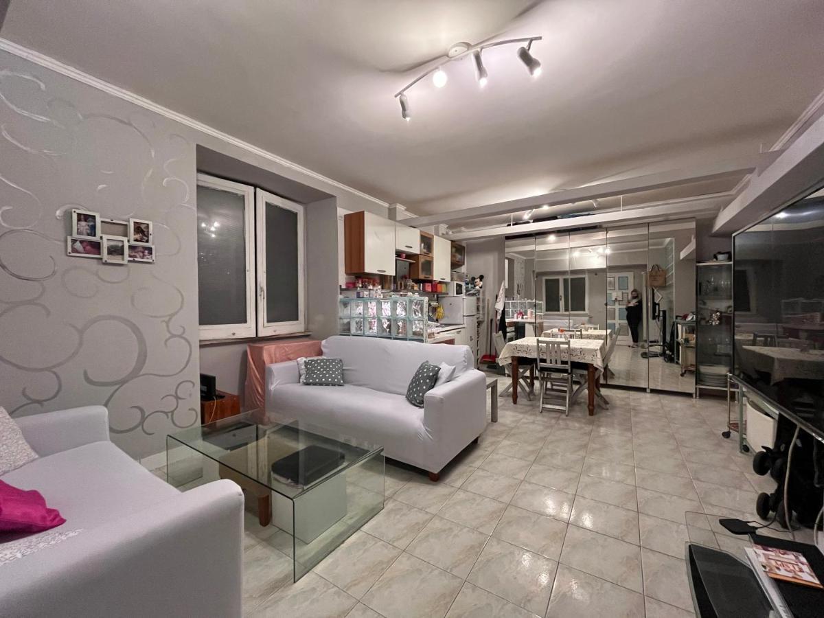 Affitto due camere in Villa Roma Esterno foto