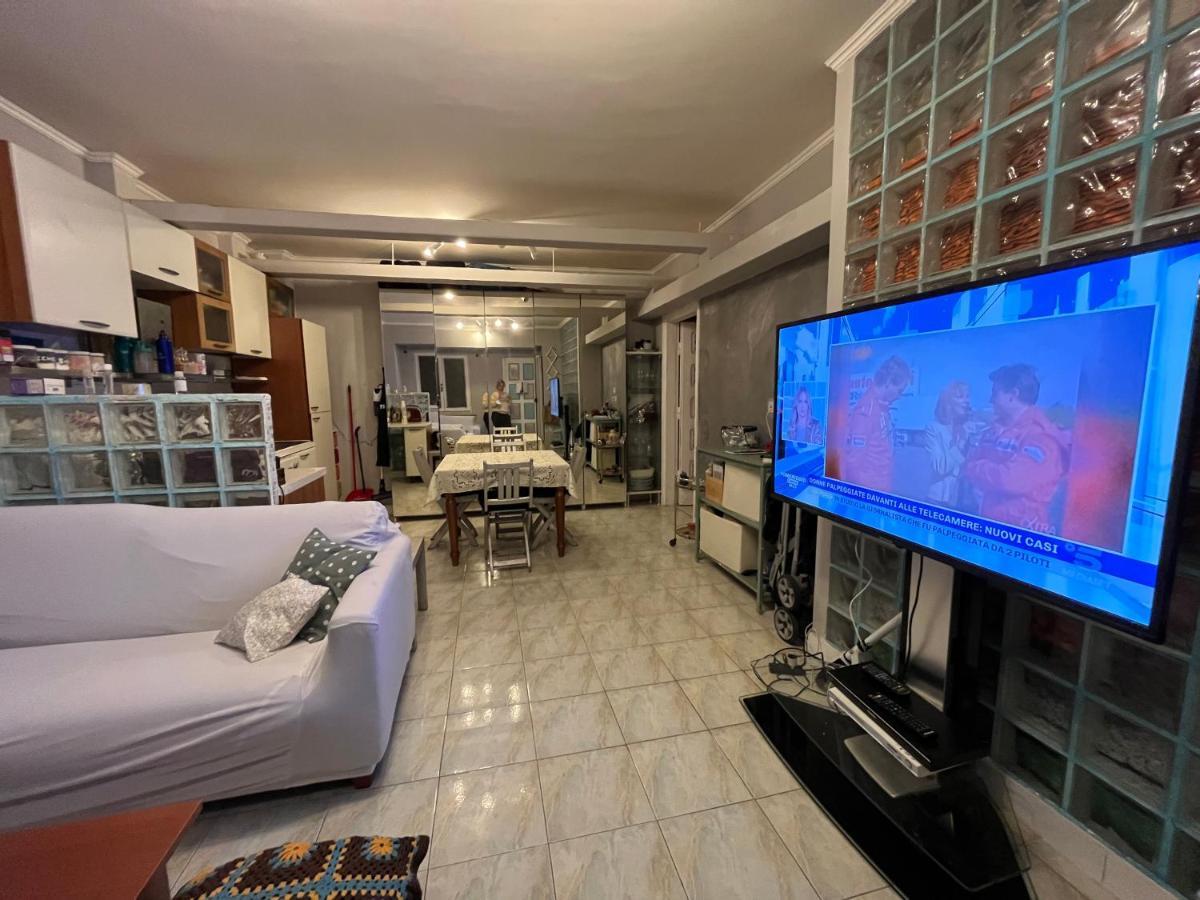 Affitto due camere in Villa Roma Esterno foto